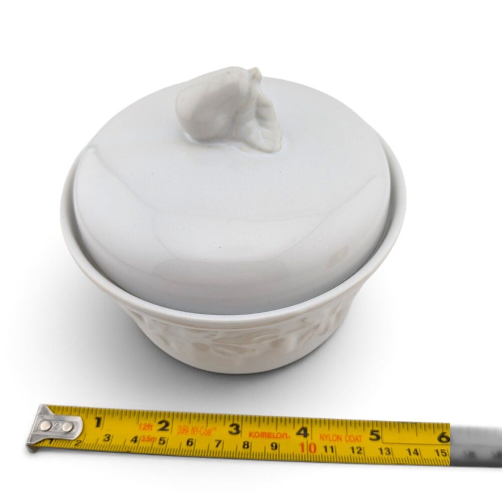 Vintage White Ceramic Pear Lidded Bowl Covered Dish Fruit Relief 5.25"